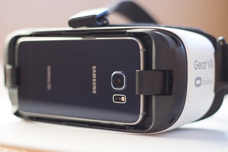 Обзор и отзывы на очки виртуальной реальности Gear VR SM R322 White от Samsung