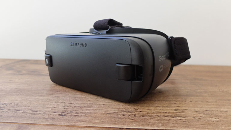 Обзор модельного ряда Samsung Gear VR: стоит ли покупать + отзывы пользователей